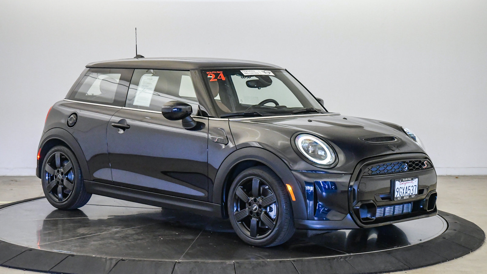 Used 2024 MINI Cooper S FWD image 6