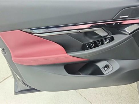 Used 2026 BMW 540i xDrive image 36