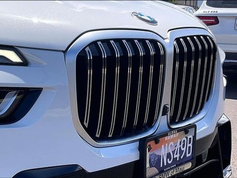 Certified 2023 BMW X7 xDrive40i w/ M Sport Package image 28