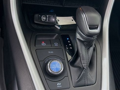 Certified 2023 Toyota RAV4 XSE AWD/4WD image 16