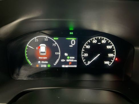 Used 2024 Honda CR-V Sport Touring image 12