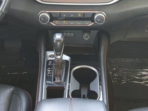 Used 2024 Nissan Altima 2.5 SR FWD image 16