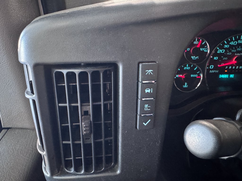 Used 2025 GMC Savana 2500 w/ Driver Convenience Package RWD image 19