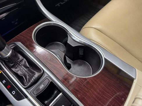 Used 2016 Acura TLX FWD image 36