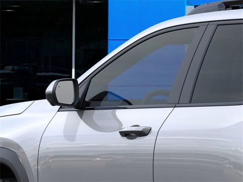 New 2026 Chevrolet Equinox ACTIV w/ Convenience Package III image 12