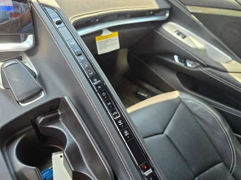 Used 2023 Chevrolet Corvette Stingray Coupe w/ Z51 Performance Package RWD image 25