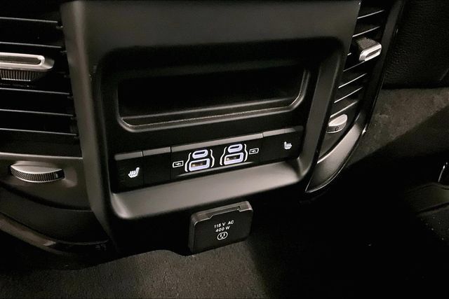 Used 2024 RAM 3500 Limited AWD/4WD image 32