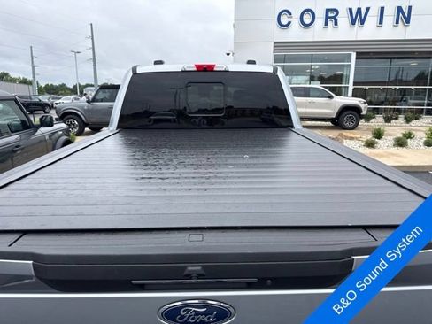 Used 2022 Ford F350 Lariat w/ Lariat Ultimate Package AWD/4WD image 12