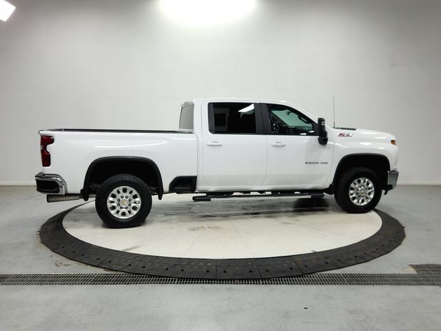 Used 2023 Chevrolet Silverado 2500 LT w/ Convenience Package AWD/4WD image 9