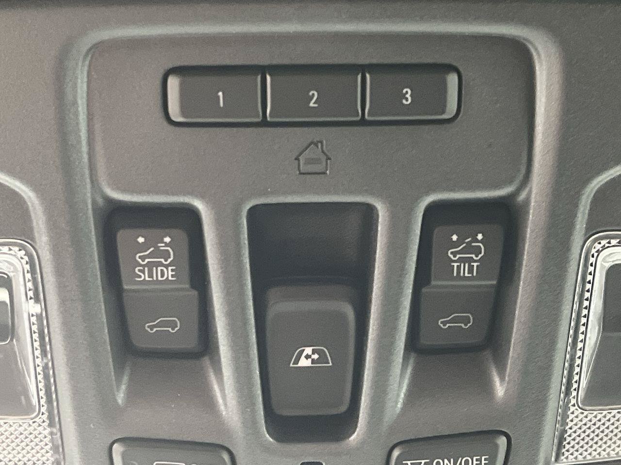 Certified 2025 GMC Sierra 1500 AT4 w/ Technology Package AWD/4WD image 34