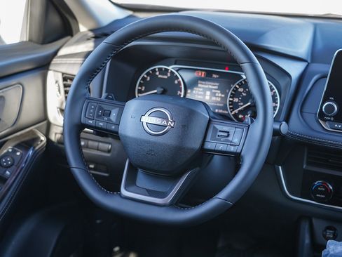 New 2026 Nissan Rogue SV FWD image 12