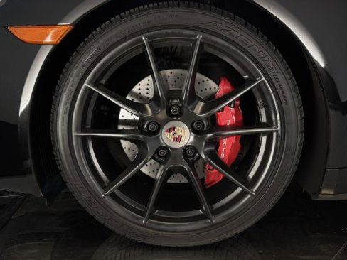 Used 2014 Porsche 911 Carrera 4S image 32