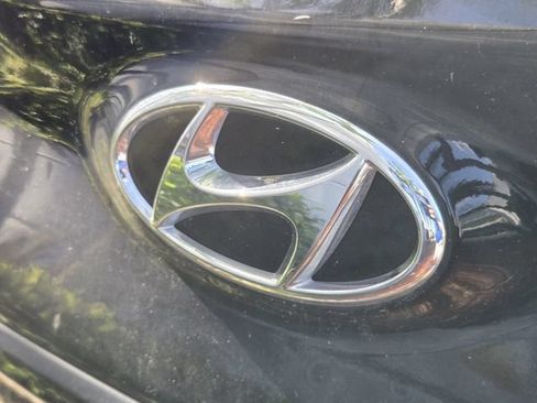 Used 2023 Hyundai Kona SEL FWD image 10