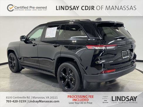 Certified 2025 Jeep Grand Cherokee Limited w/ Luxury Tech Group II AWD/4WD image 7