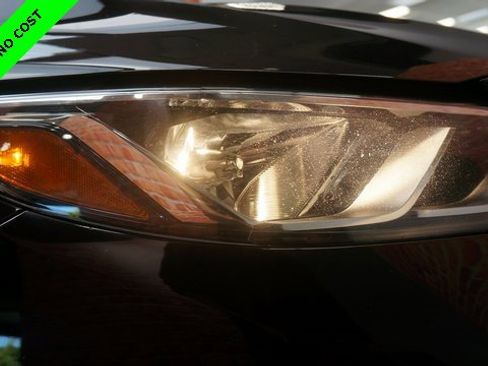 Certified 2022 Nissan Sentra SV image 61