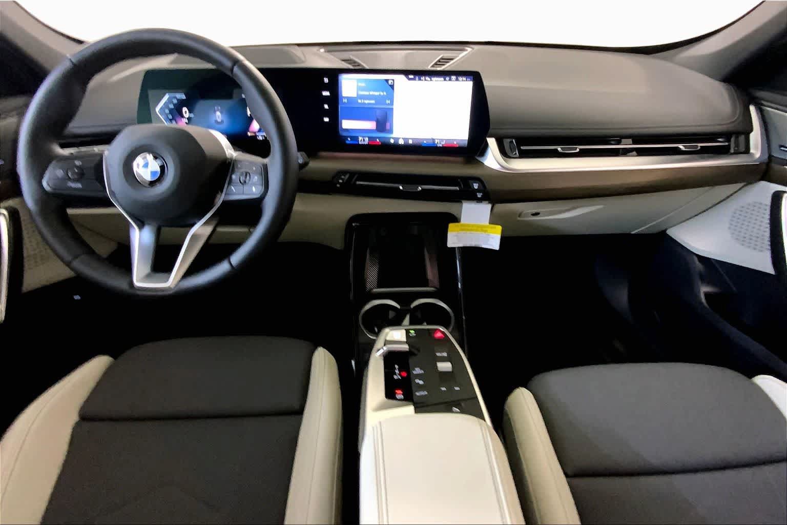New 2026 BMW X1 xDrive28i w/ Technology Package AWD/4WD image 5