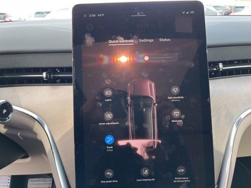 New 2025 Volvo EX90 Ultra image 18