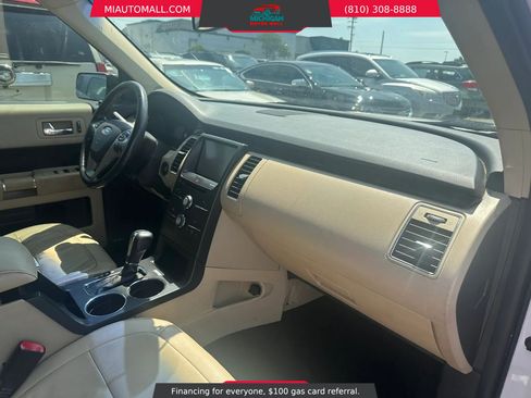 Used 2014 Ford Flex SEL w/ Equipment Group 202A FWD image 9