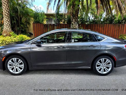 Used 2015 Chrysler 200 Limited w/ Convenience Group FWD image 6