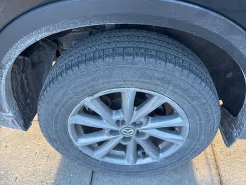 Used 2023 MAZDA CX-5 AWD 2.5 S w/ Preferred Package image 5