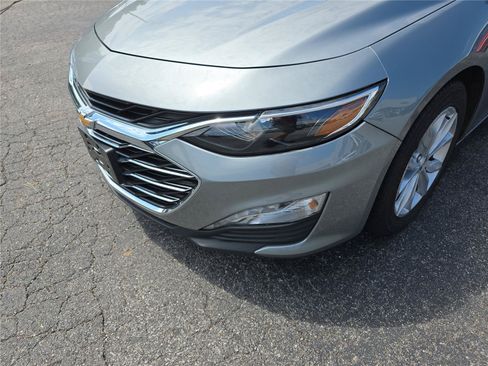 Used 2024 Chevrolet Malibu LT FWD image 9