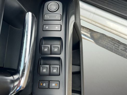 Used 2017 Chevrolet Silverado 1500 LT w/ Texas Edition RWD image 14