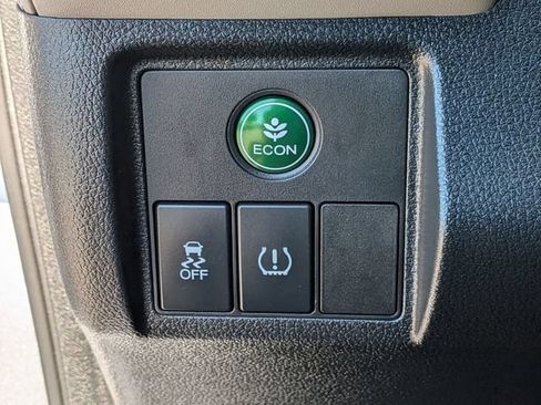 Used 2022 Honda HR-V LX image 27