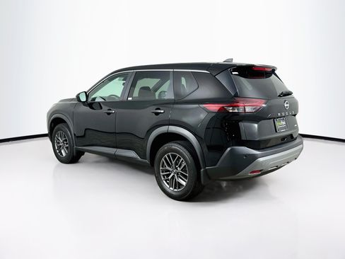 Used 2023 Nissan Rogue S AWD/4WD image 5