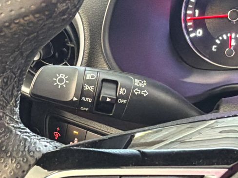 Used 2023 Kia Forte GT-Line w/ GT-Line Premium Package FWD image 40