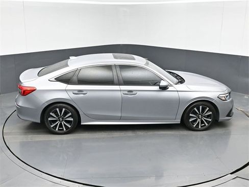 Used 2022 Honda Civic EX image 38