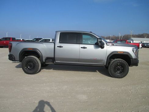 New 2026 GMC Sierra 2500 AT4X w/ AT4X AEV Edition image 2