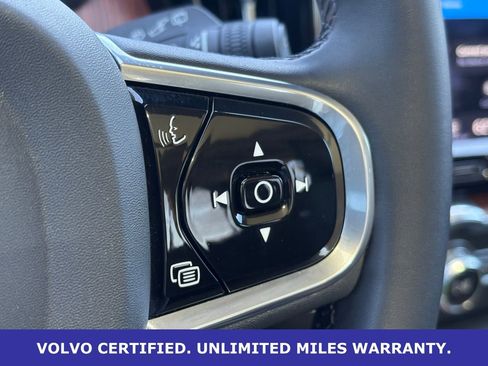 Certified 2023 Volvo XC60 B5 Plus w/ Climate Package image 19