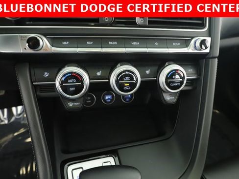 Used 2023 Genesis G70 2.0T image 15