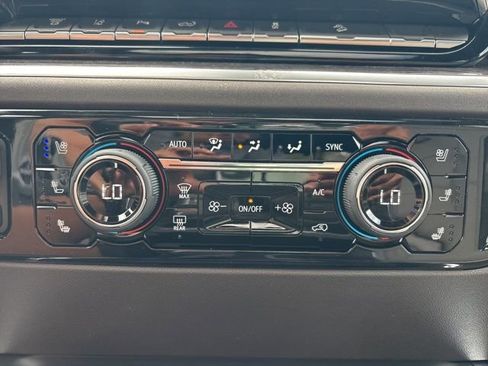 New 2026 Chevrolet Silverado 2500 LTZ w/ LTZ Premium Package image 32