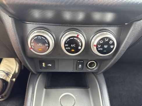 Used 2020 Mitsubishi Outlander Sport Black Edition FWD image 17