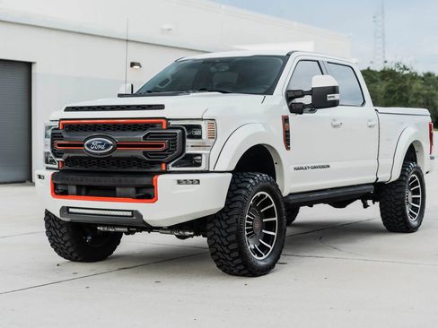 Used 2020 Ford F250 Lariat w/ Lariat Ultimate Package AWD/4WD image 9