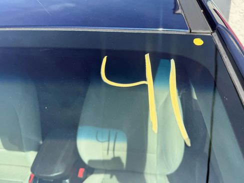 Used 2017 Hyundai Santa Fe Sport image 33