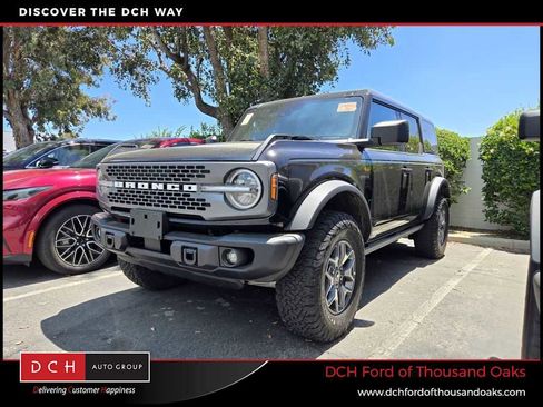 Used 2025 Ford Bronco Badlands AWD/4WD image 1
