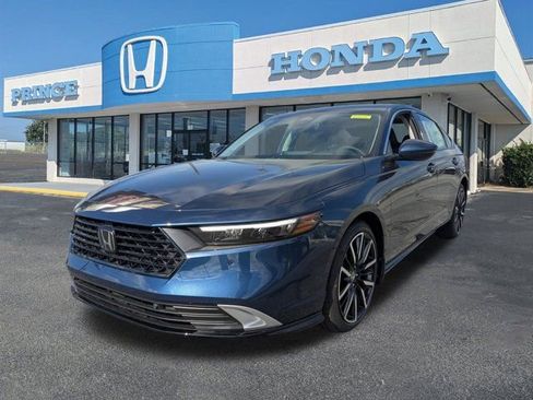 New 2026 Honda Accord Touring image 8