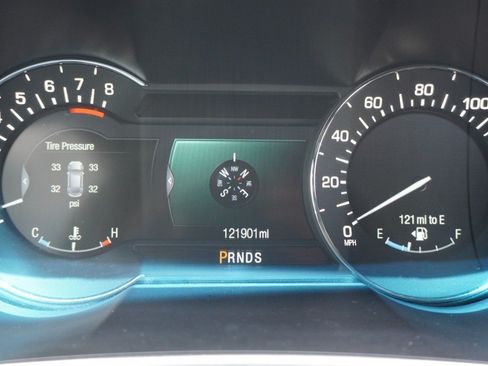 Used 2016 Lincoln MKX Premiere w/ Cargo Accessories Package FWD image 15
