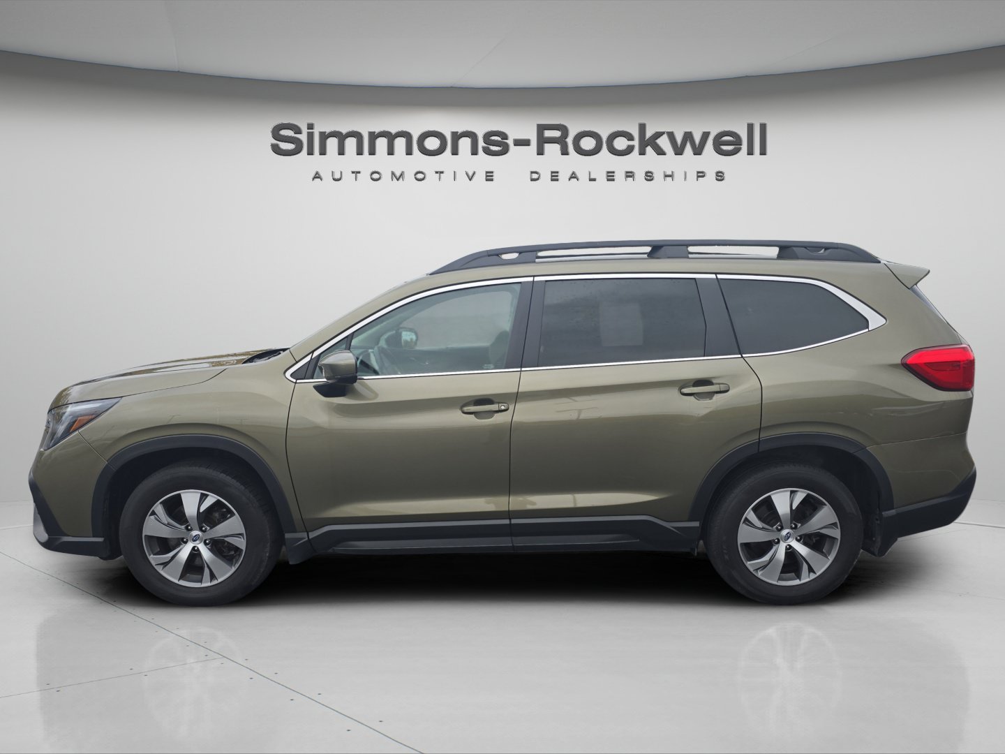 Used 2024 Subaru Ascent Premium w/ Convenience Package AWD/4WD image 2