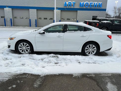 Used 2023 Chevrolet Malibu LT image 2