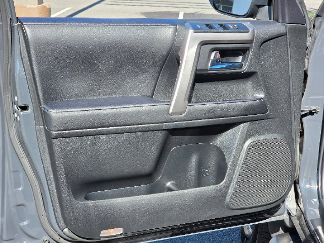 Used 2024 Toyota 4Runner SR5 Premium w/ Moonroof Package AWD/4WD image 19
