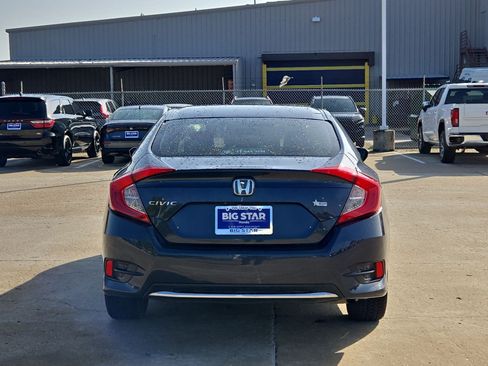 Used 2019 Honda Civic LX image 5