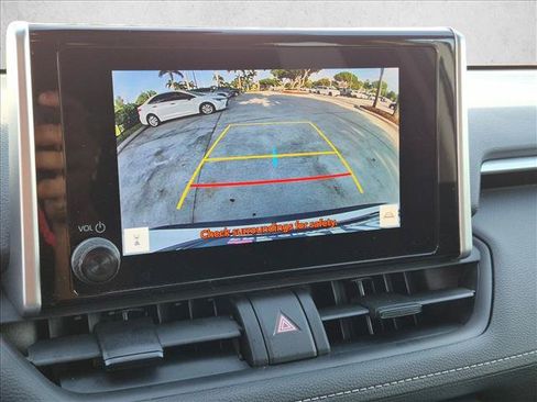Used 2024 Toyota RAV4 LE FWD image 13