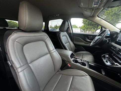 Certified 2024 Lincoln Corsair AWD w/ Equipment Group 101A image 35