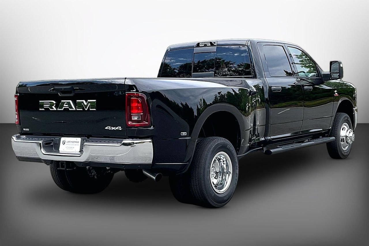 New 2026 RAM 3500 Tradesman AWD/4WD image 8