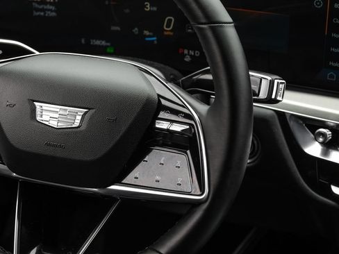 Used 2024 Cadillac Lyriq Luxury RWD image 14