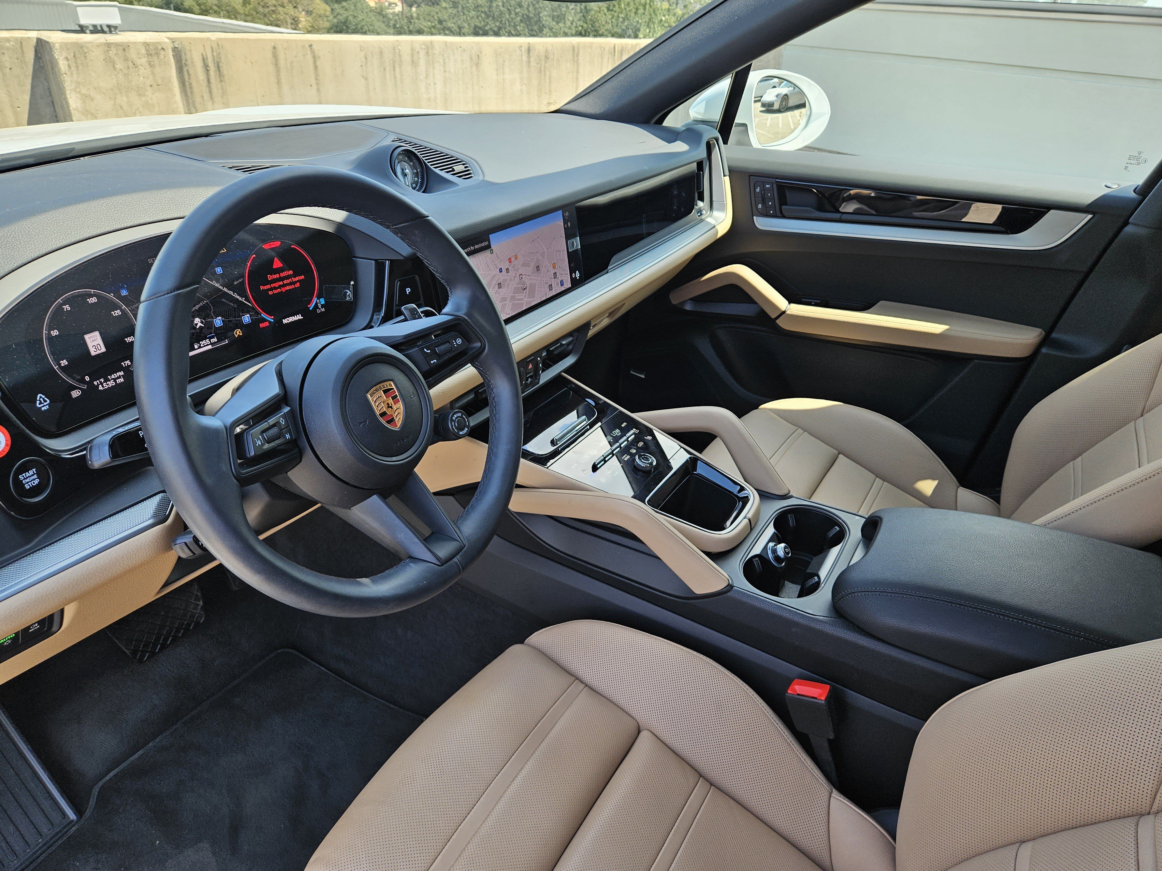 Used 2026 Porsche Cayenne Coupe AWD/4WD image 4