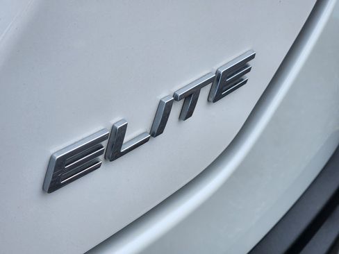 Used 2024 Honda Pilot Elite image 30